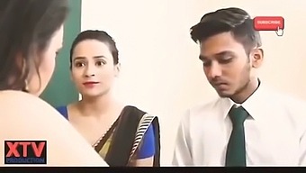 દેશી કોલેજ ગર્લનું સોલો પ્લેટાઇમ.