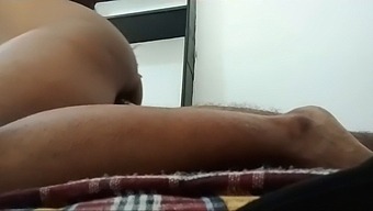 Desi Teen Aunty Has Sex In This Video